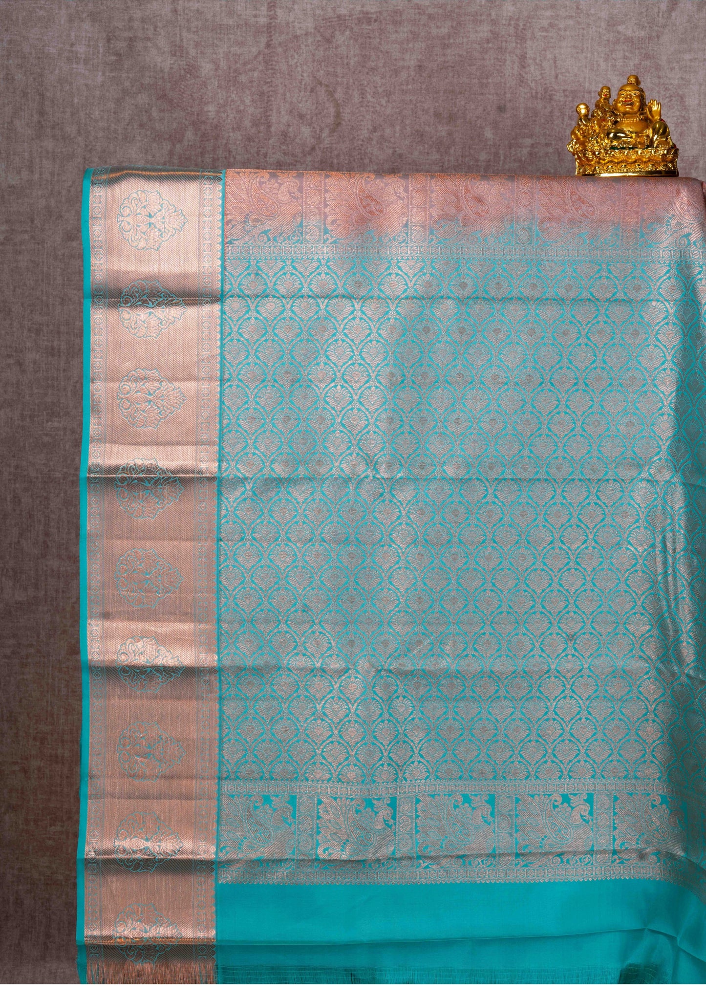 Kanjivaram Onion Pink Pure Silk Jacquard Saree With Sapphire Blue Blouse