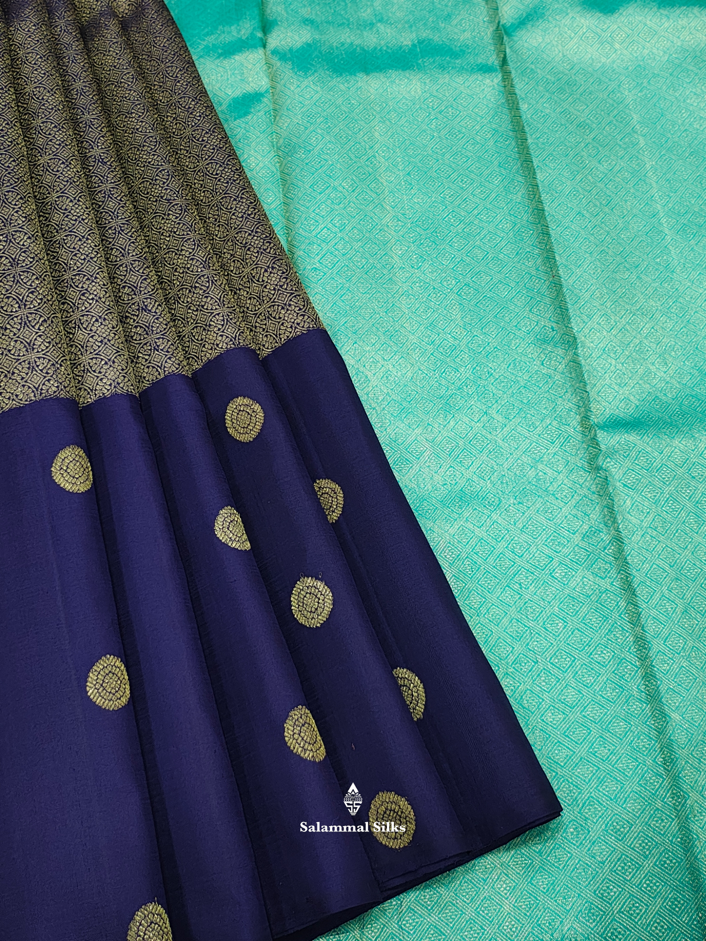 Kanjivaram Navy Blue Fancy Pure Silk Saree With Sapphire Green Blouse