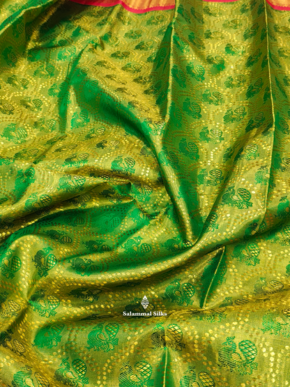 Kanjivaram Green Gold Tissue Fancy Silk Saree With Red Border