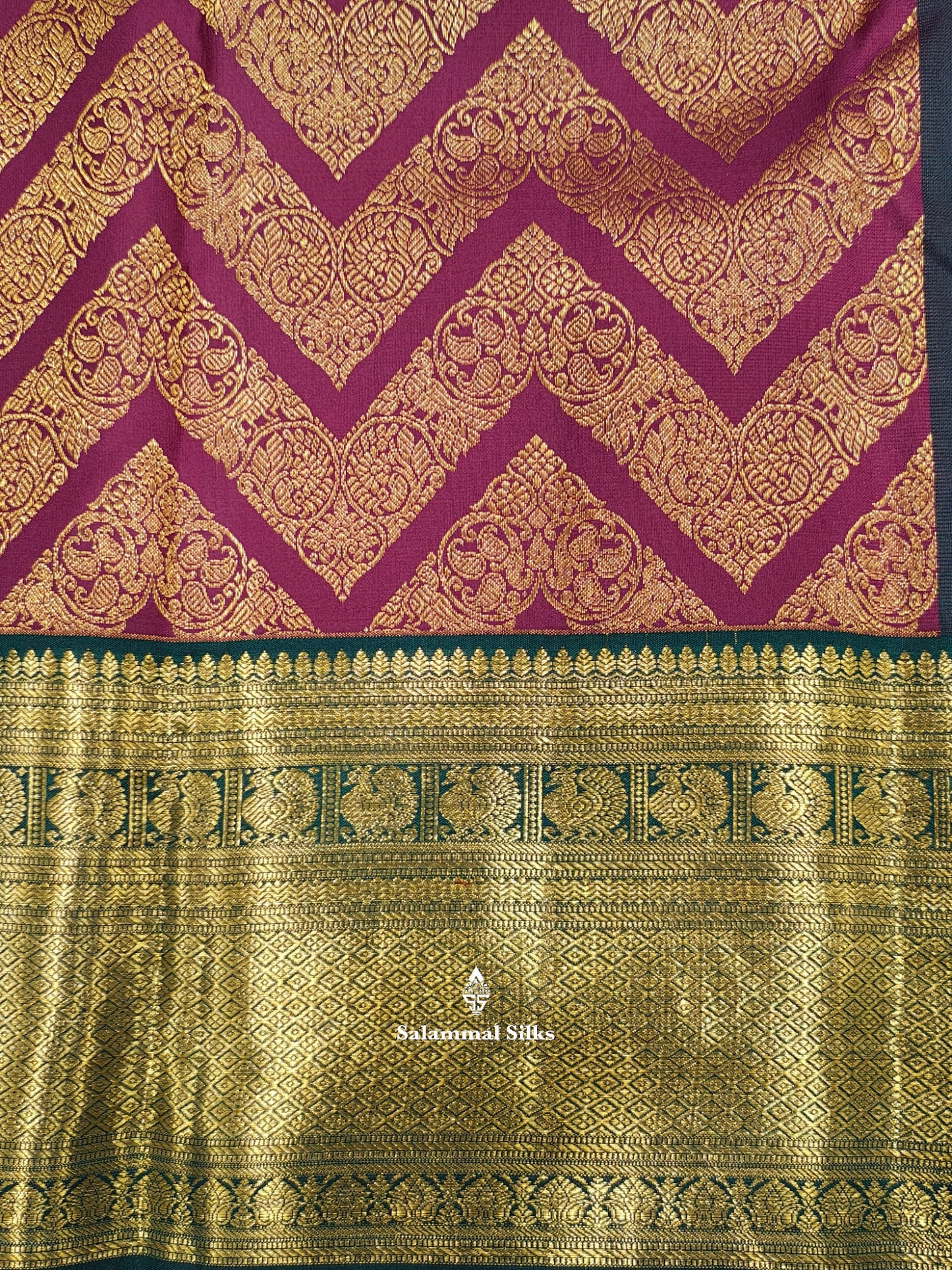 Kanjivaram Maroon Wedding Silk Saree With Bottle Green Border