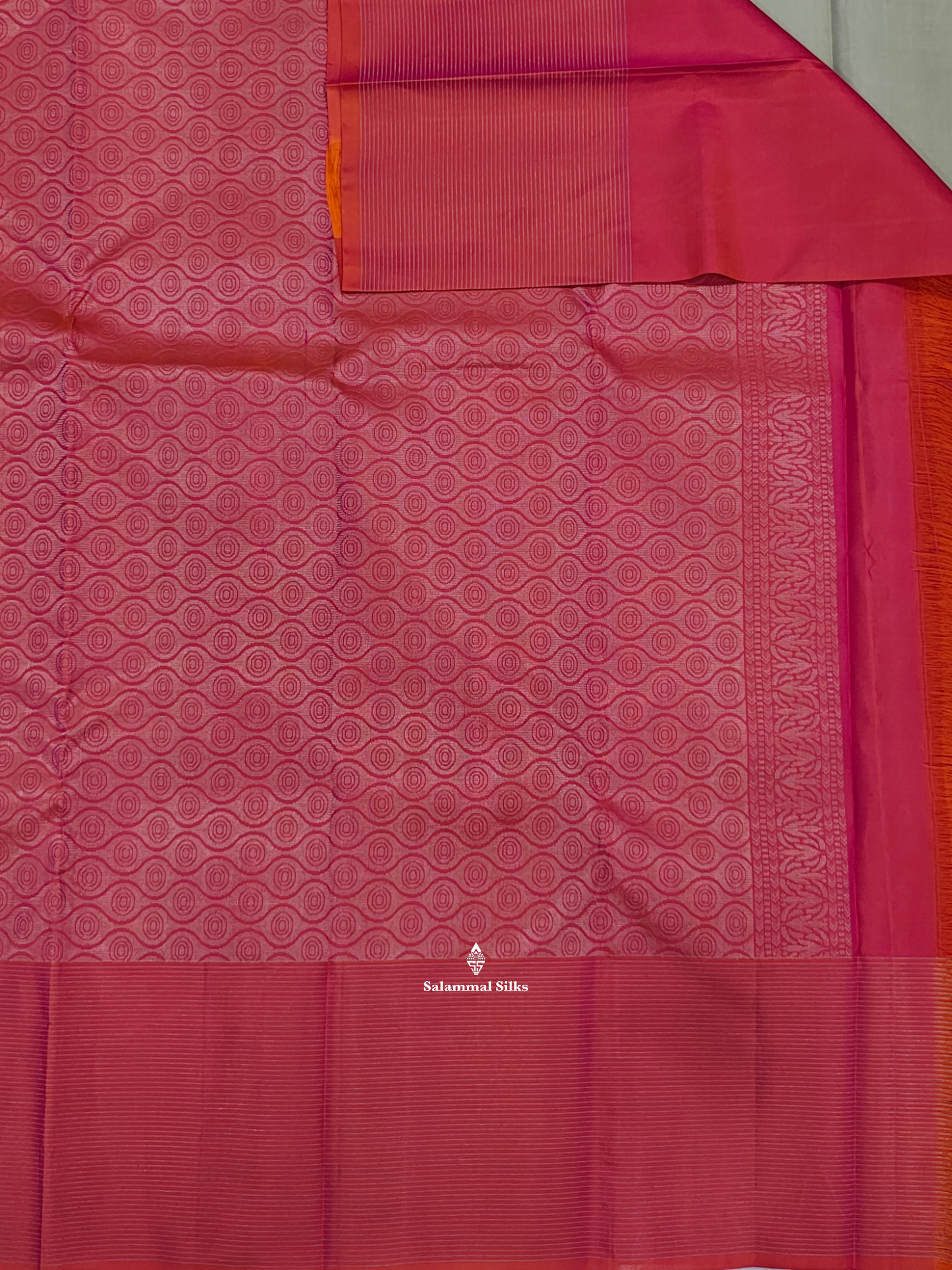 Kanjivaram Light Grey Pure Silk Saree With Pinkish Peach Border