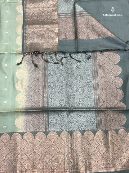 Elachi Green Pure Soft Silk Saree With Grey Border