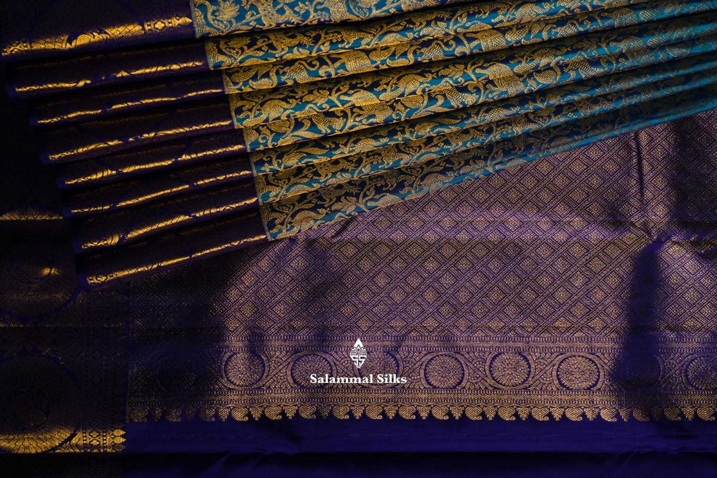 Kanjivaram Rama Green Silk Saree With Violet Blouse