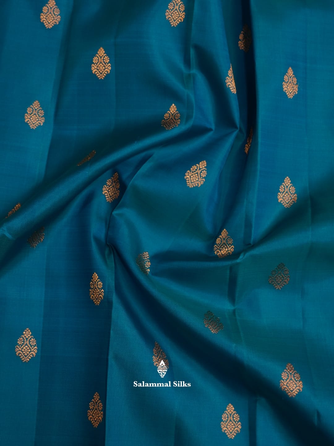 Kanjivaram Anandha Blue  Pure Silk Saree With Red Blouse