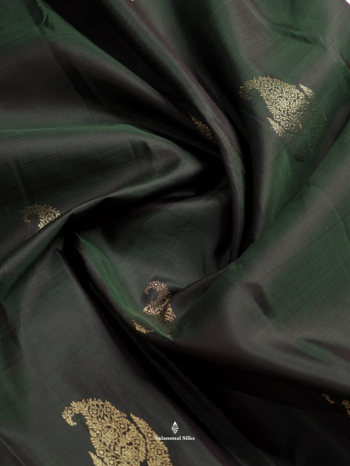 Kanjivaram Bottle Green Pure Silk Saree With Magenta Border