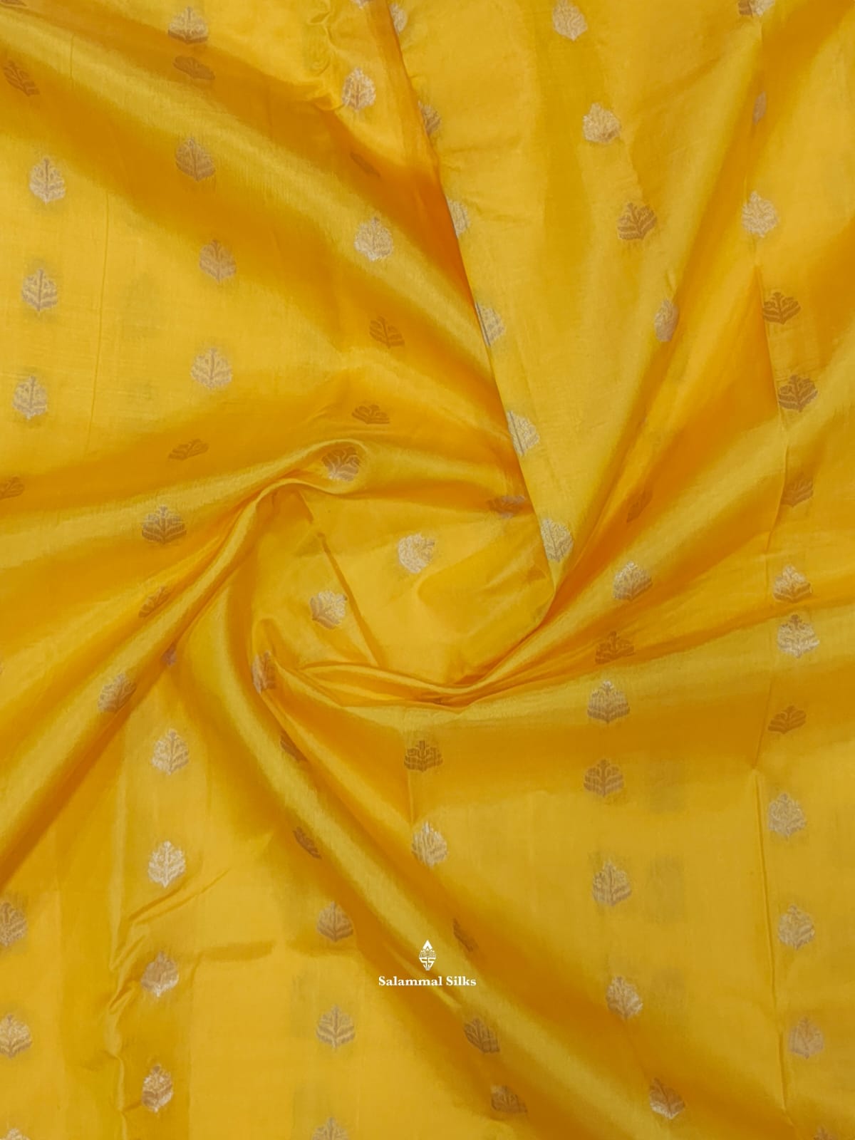 Kanjivaram Yellow Silk Saree  With Blouse