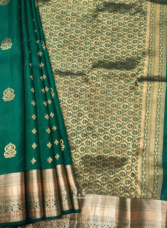 Kanjivaram Bottle Green Silk Saree With Blouse