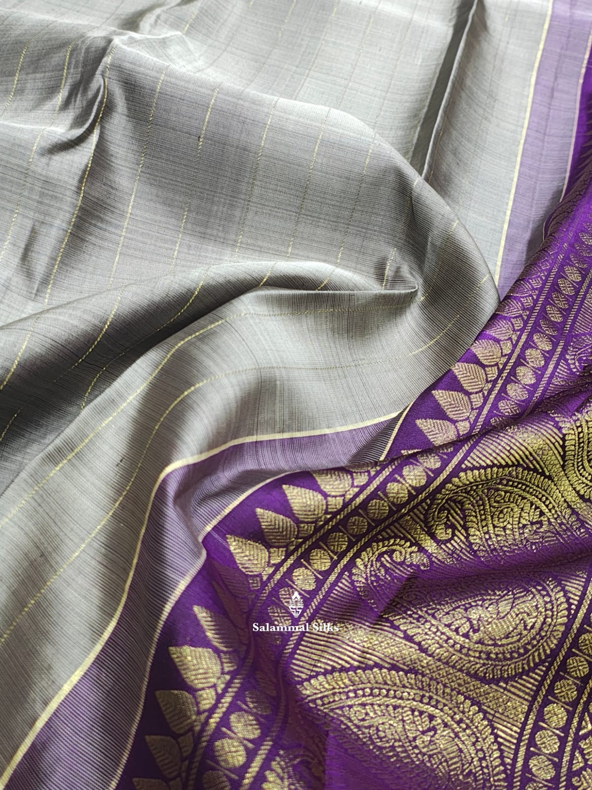 Kanjivaram Grey Zari Lines Fancy Pure Silk Saree With Violet One Side Border